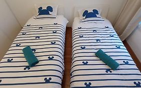 Le Familiale 5 Minutes De Disneyland 6 Personnes